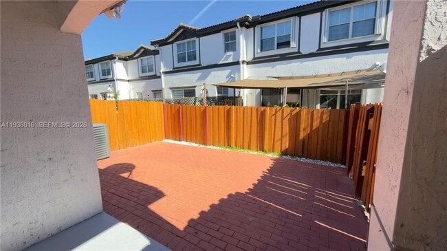 Building Photo - 7633 NW 114th Path