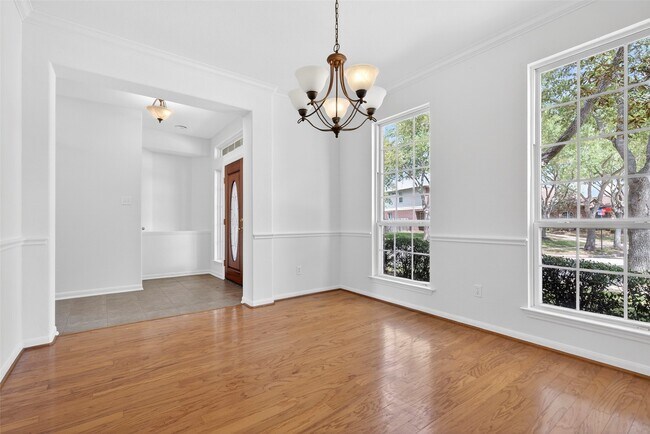 Building Photo - 3031 Reindeer Run