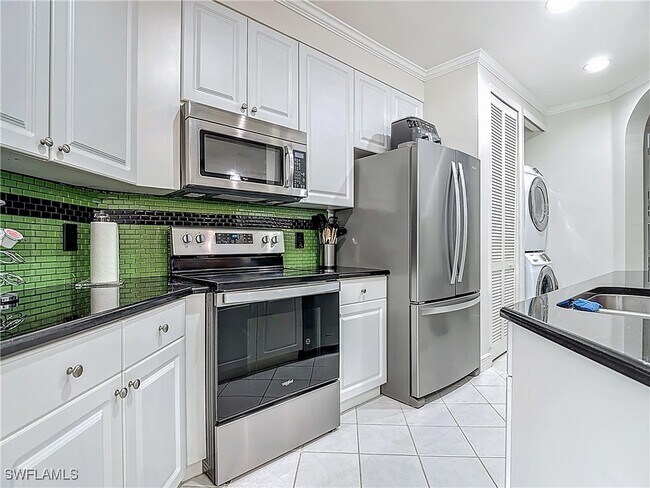Building Photo - 1340 Sweetwater Cove