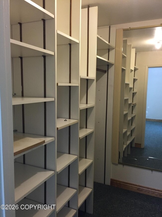 Building Photo - 1100 Ermine St