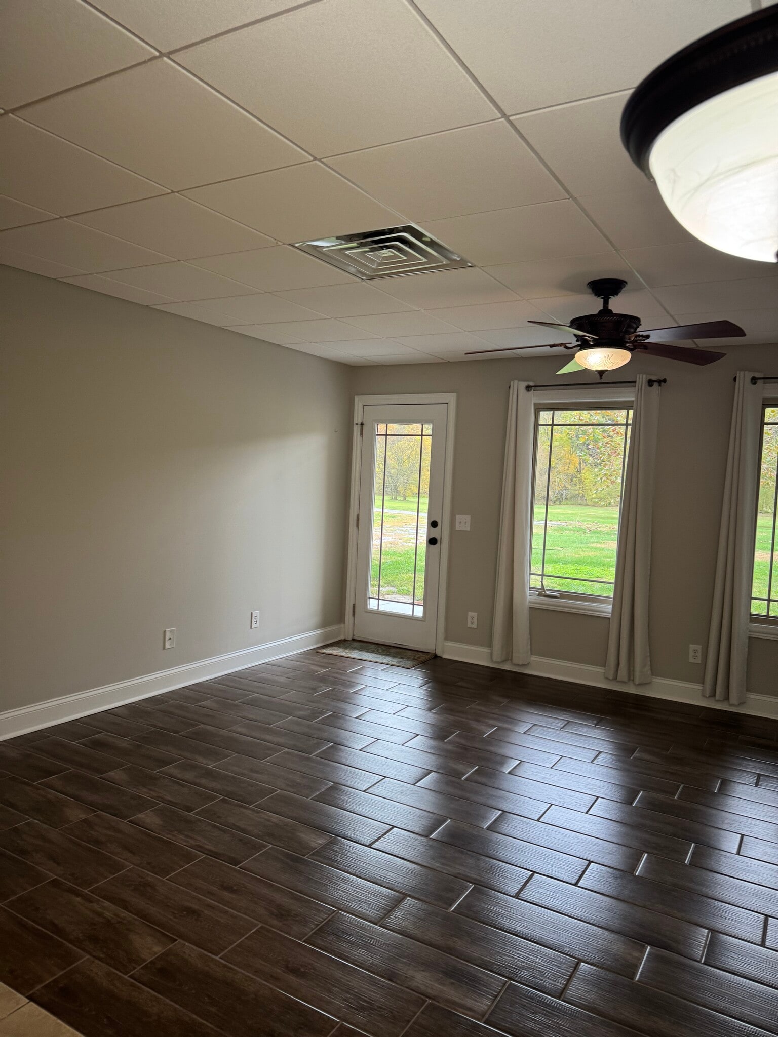 Building Photo - 6405 N Pinson Rd