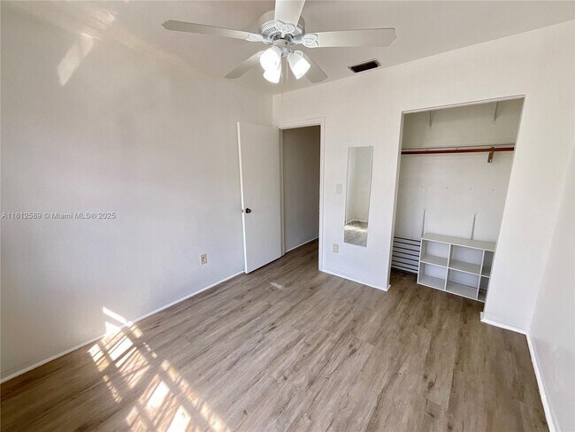 Building Photo - 1675 W 68th St