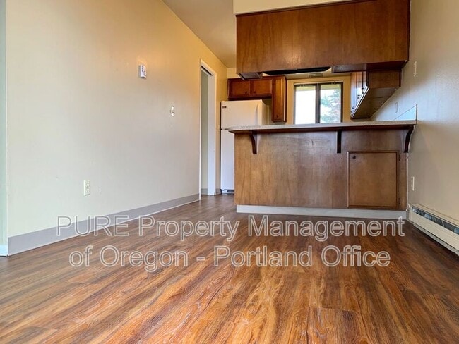 Building Photo - 2143 SW Townsend Ct