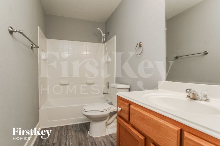 Building Photo - 419 Laurel Sage Dr