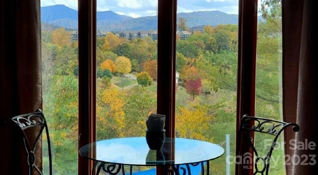 Building Photo - 3 Rolling Meadows Ln