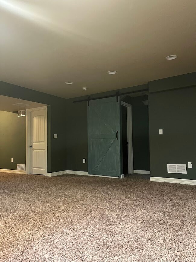 Building Photo - 964 Pyxis Dr
