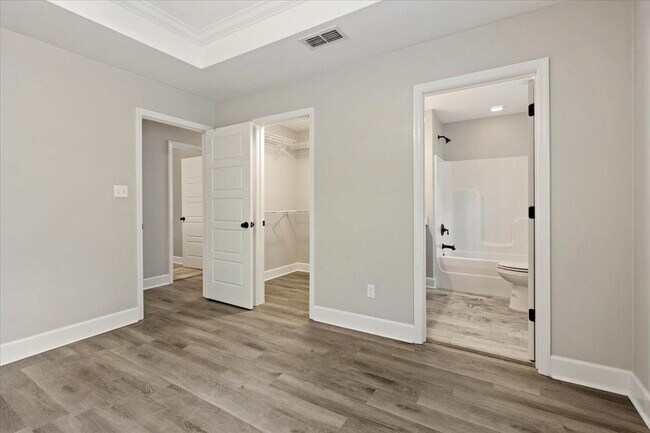 Building Photo - 232 Tafflinger Rd