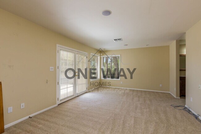 Building Photo - 49 Biltmore Estates Dr