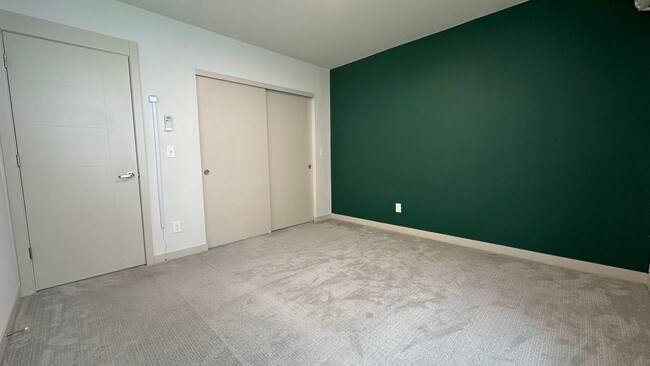 Building Photo - 1803 20th Ave