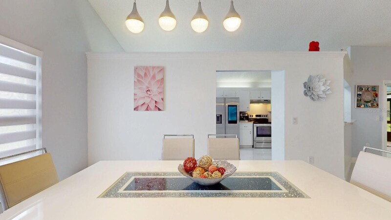 Building Photo - 8141 Golf Club Ct