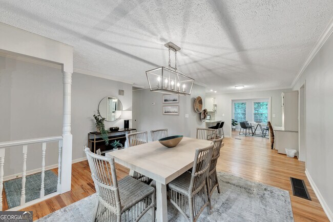 Building Photo - 1120 Wiley Bridge Rd