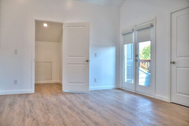 Building Photo - Coming Summer 2025 – Pre-Leasing Now!