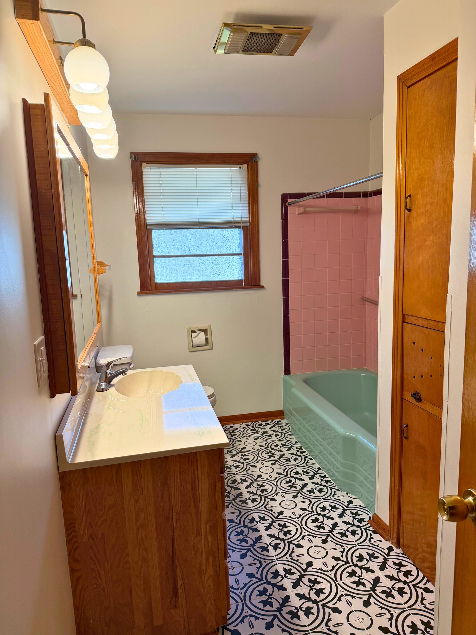 Building Photo - 5017 Soldier St