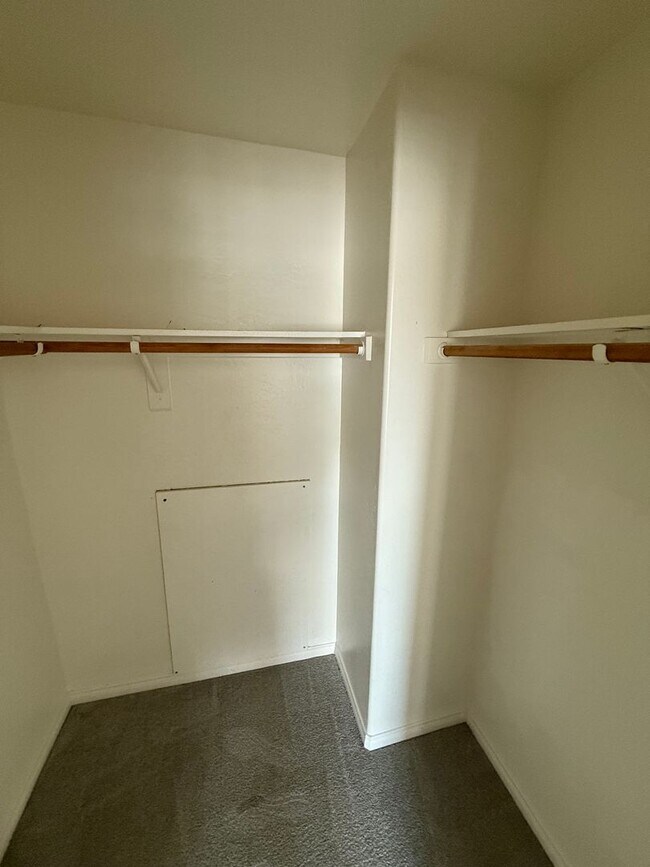 Building Photo - 12710 Crystal Cove Ave