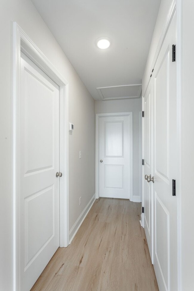 Building Photo - Brand-New 2 Bedroom Home in Chattanooga with Modern Finishes