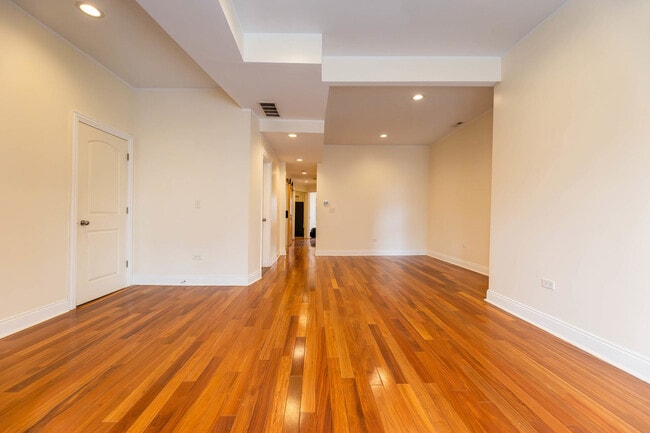 Building Photo - 3827 W Flournoy St