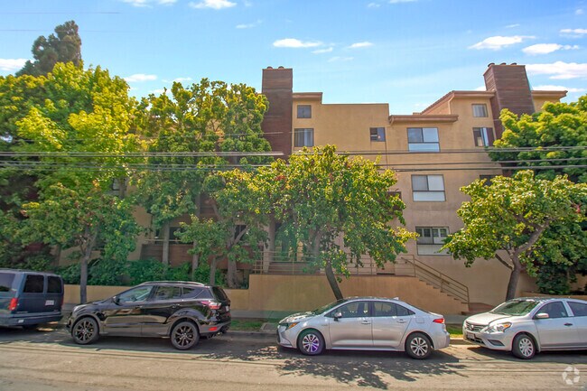 Building Photo - 12412 Texas Ave