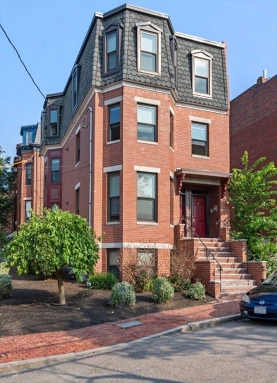 Building Photo - 85 Fort Ave