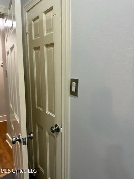 Building Photo - 3564 Cowan Pl