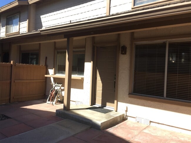 Building Photo - 1631 Avenida Selva