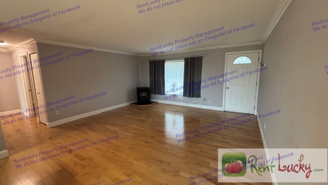 Building Photo - Spacious Browns Point Home – 2 Bed | 1 Bat...