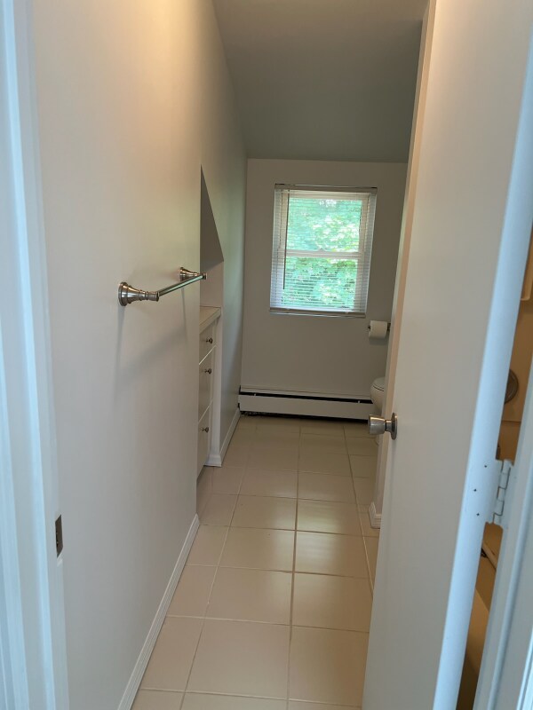 Building Photo - 18 Linden Pl