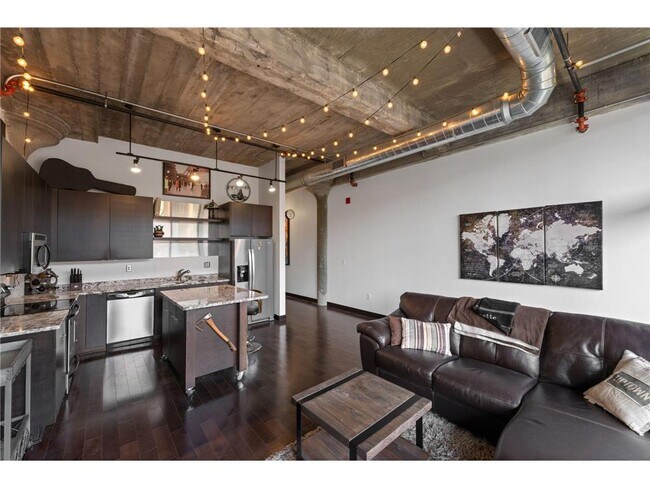 Building Photo - 618 N Washington Ave
