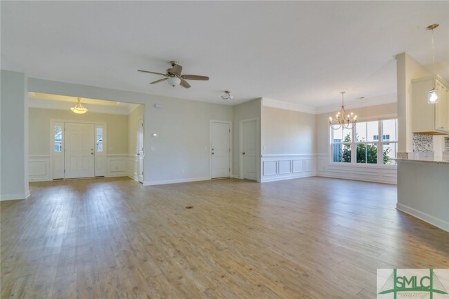 Building Photo - 100 Oakdene Rd