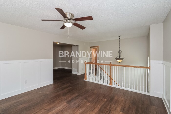 Building Photo - 38 Lazarus Dr