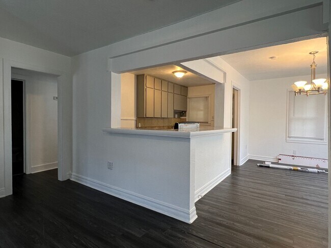 Building Photo - 1136 NW Maple- COMING SOON!