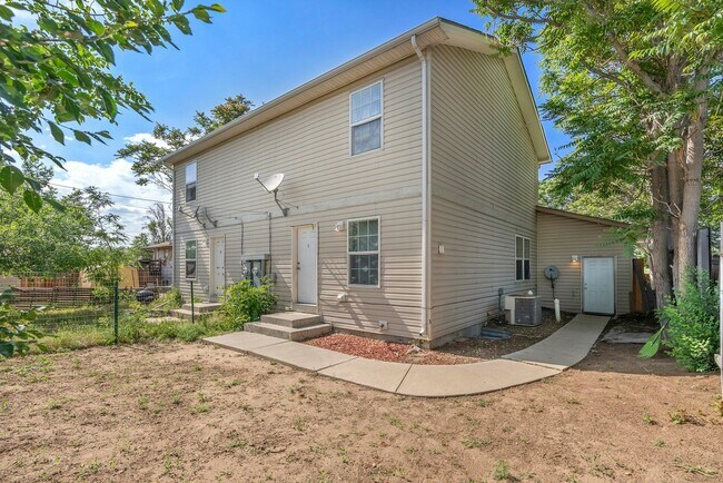 Building Photo - 6240 E 64th Pl