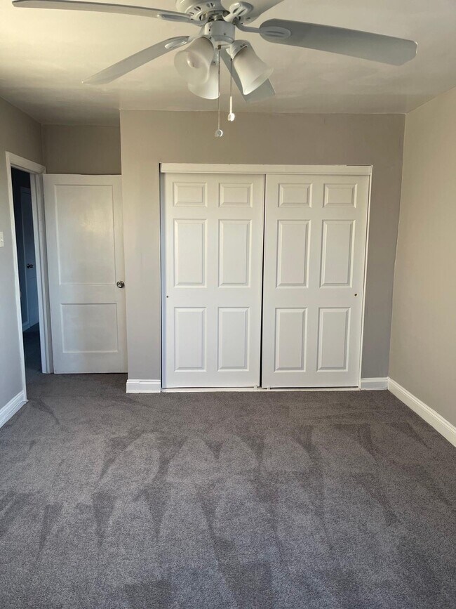 Bedroom 1 - 1145 E Upsal St