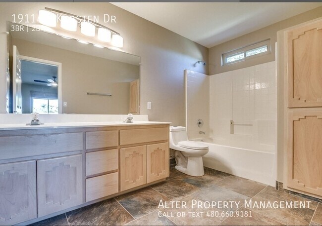 Building Photo - 19114 E Karsten Dr