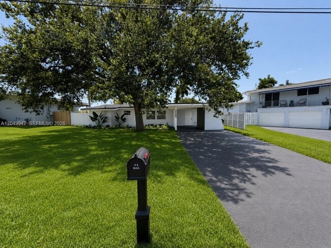 Building Photo - 2649 Key Largo Ln