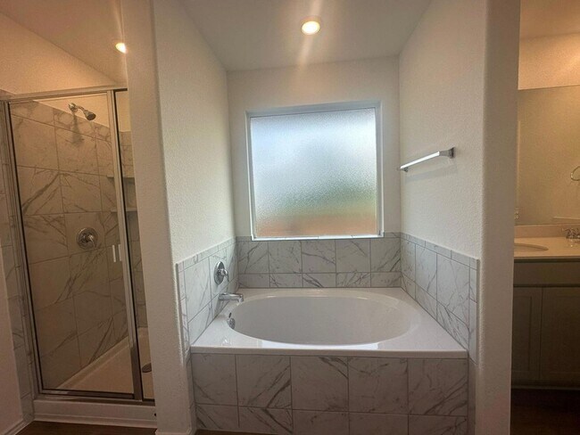 Building Photo - 167 Jeffers