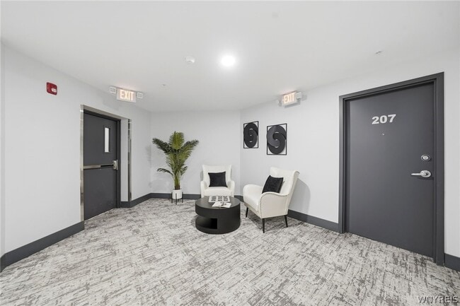 Building Photo - 40 North St