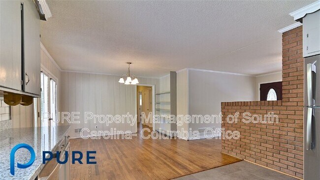 Building Photo - 316 Pitney Rd