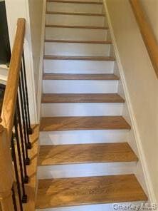 Building Photo - 14 Edmunds Ln