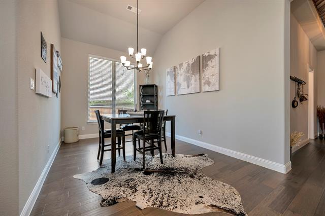 Building Photo - 1129 Highpoint Way