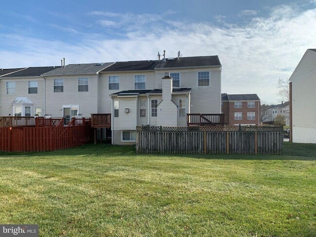 Building Photo - 9014 Constant Course