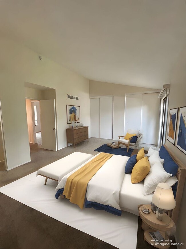 Building Photo - $2,100 Chapel Hill Condo for Rent