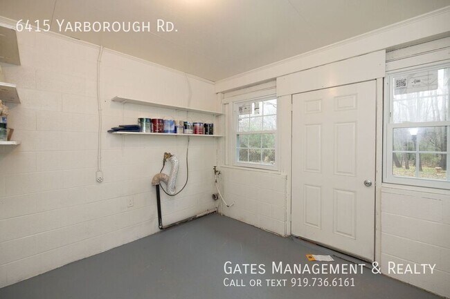 Building Photo - 6415 Yarborough Rd