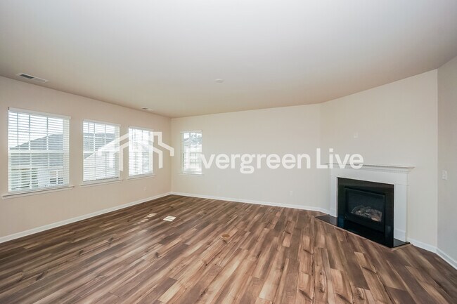 Building Photo - 6508 Fairfax Ct