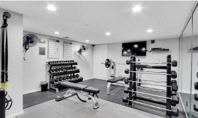 Building Photo - 3301 S Ocean Blvd