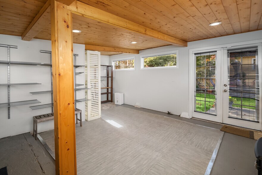 Building Photo - 8102 13th Ave SW
