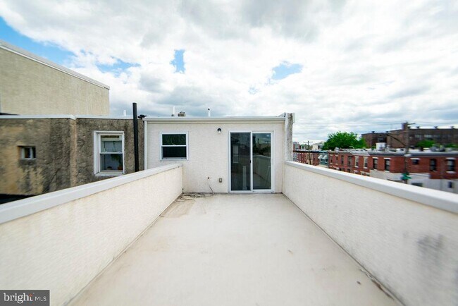Building Photo - 2147 Ellsworth St