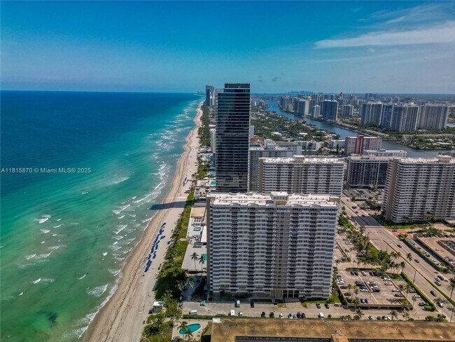 Building Photo - 1950 S Ocean Dr