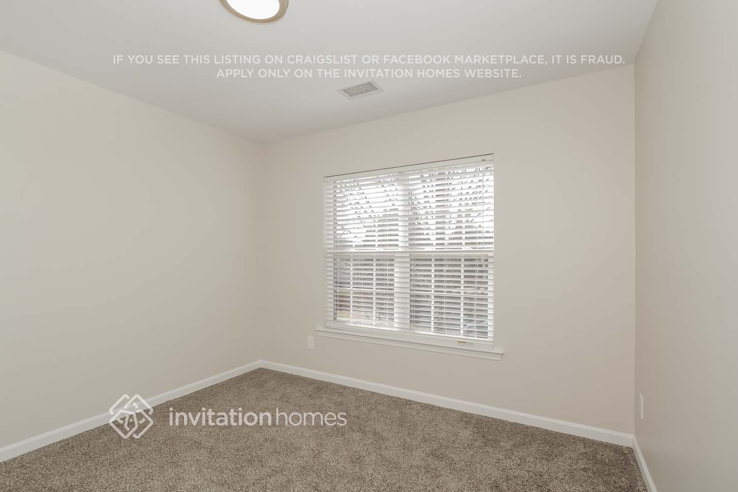 Building Photo - 2512 Red Birch Dr