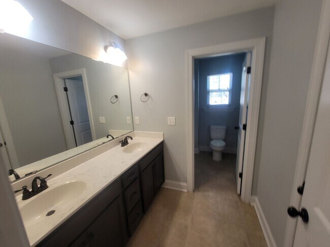 Building Photo - 135 Langfuhr Way