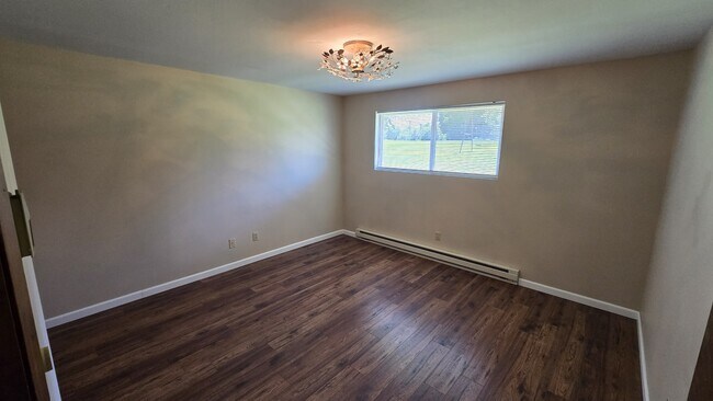 Building Photo - 11615 Wagner Rd